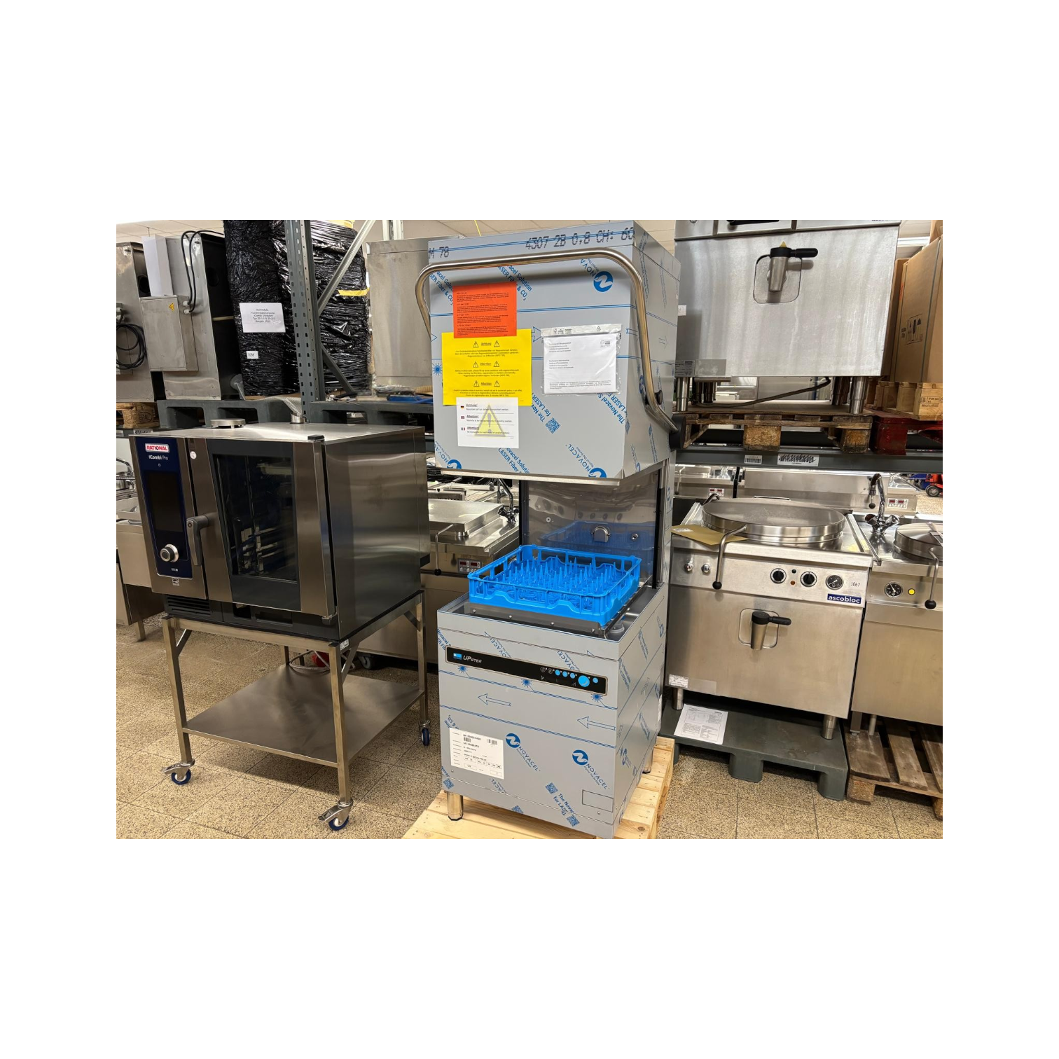MEIKO UPster® H 500 Haubenspülmaschine 500 × 500 mm inkl. Eingebauter Wasserenthärter AktivClean